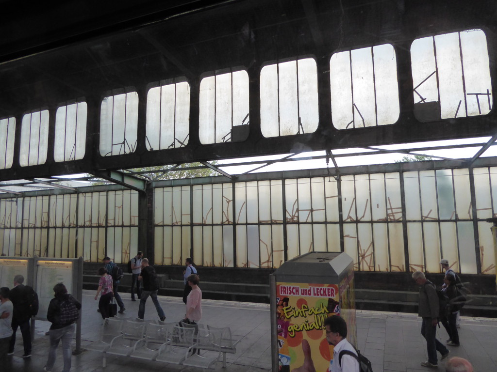 taped-windows-duisburg-station-3
